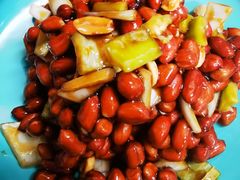 -老牌坊云南鱼豆花火锅(哈西万达店)