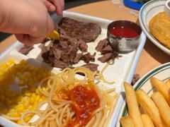 -菲滋意式餐厅(富阳东方茂店)