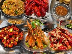 -巴厘龙虾·榜首油焖大虾(音乐学院·沿江酒馆店)
