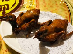 招牌烤乳鸽-石岐佬中山菜馆(张溪店)