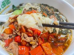 -呷佬·长沙手工米粉(金沙江路店)