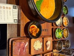 -银米·云南传统过桥米线(双廊黑金冠店)