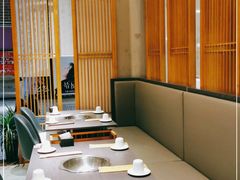 大堂-东来顺铜锅炭火涮肉(上地华联店)