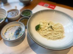 -馋三尺蟹粉小笼(人民广场店)