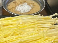 -韩风烤牛肉冷面店