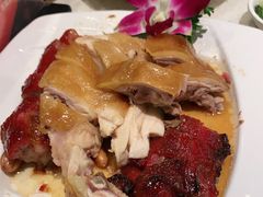 烧味三拼-香港新发烧腊茶餐厅(书城店)