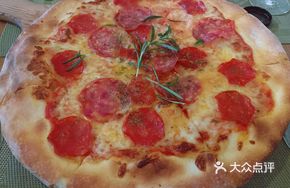 Salami and Italian Sausage Pizza