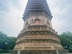 -玲珑塔公园