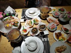 -雍和会海鲜姿造自助(湖东路店)