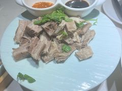 -丁里羊肉小镇(天鹅湖总店)