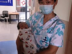 -阿福宝宝月嫂(东方医院店)