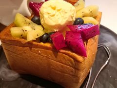 冰淇淋水果面包诱惑-汤城小厨•粤菜•靓汤(金宝街店)