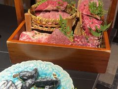 -山川小町·极番烧肉(新地假日广场店)
