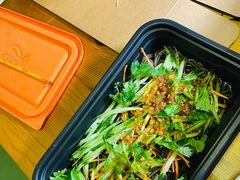 -鸣记脆皮烤鱼·海鲜烤鱼(三八广场店)