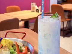-牛啤堂精酿啤酒餐吧(五棵松华熙店)
