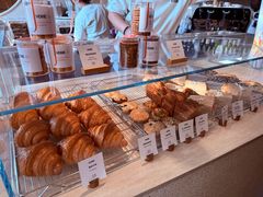 -VERIE BAKEHOUSE