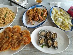 -红月湾海鲜饭店•沙滩海景(双月湾店)