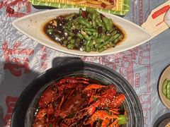 -肥肥虾庄·金牌油焖大虾(杨园滨江时代walk店)