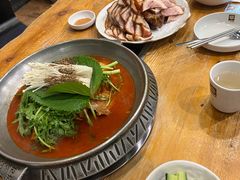 -喇喇排骨火锅·传统韩式脊骨汤(望京西园总店)