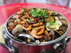 -金渔村海鲜烧烤大排档