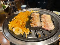 -明洞阿姨·韩式酱蟹烤肉·创意料理(三元桥店)