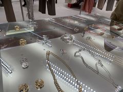 -Acne Studios(芮欧百货店)