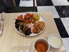 -梦航彩虹之约自助餐厅(华府天地店)