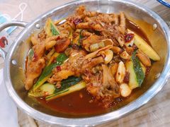 姜辣凤爪-江城燕子大排档(江汉路步行街店)