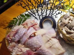 -洪氏嗨捞·广东猪肚鸡·椰子鸡火锅(西咸万象城店)