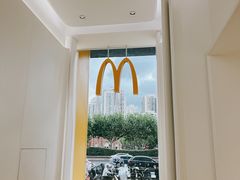 -麦当劳(徐汇漕溪北路百脑汇店)