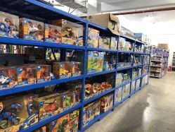 -逝水玩具折扣店