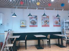 大堂-驴世家驴肉火烧·凉皮·胡辣汤(首经贸店)