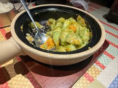 咸蛋黄啫丝瓜-涌煲记·蟹煲·砂锅海鲜·煲出宁波味(天一旗舰店)