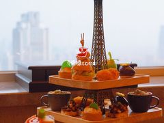 -广州中心皇冠假日酒店·汇点大堂吧
