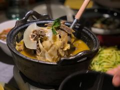 酸木瓜炖牛腩-半山腰·云南菜(侨福芳草地店)