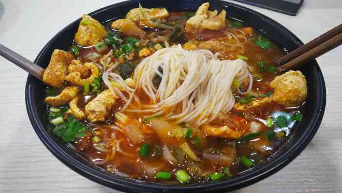 文山味-"请问有没有电话?晚上是有酸汤鸡是吗."-大众点评移动版