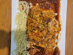 -独食火锅·半米屋台(直营总店)