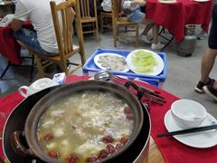 -花苑美食横琴生蚝火锅(拱北粤华路店)