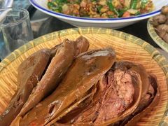 -去吃小龙虾·江湖菜·烧烤(南滨路店)