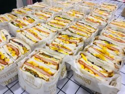 点击看大图 -静待花开瑜伽尊巴会馆