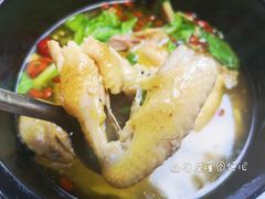 土鸡煲-国生茶庄·地道农家菜团建活动