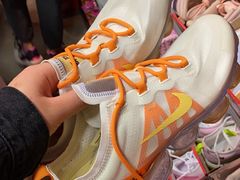 -NIKE上海青浦优选体验店