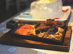 -穹六人间 people 6(岳阳路店)