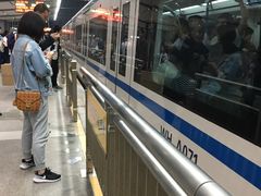 -黄浦路(地铁站)