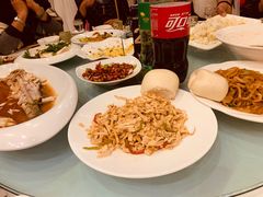 -老船夫婚宴婚庆会馆(延吉路店)