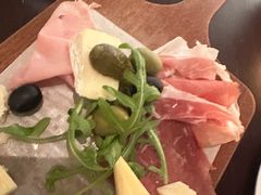 -卡佩罗意大利餐厅及酒吧Al Cappello Trattoria