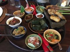 -DiAtas by Art Cafe Bumbu Bali
