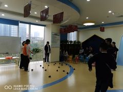 -龅牙兔儿童情商乐园(裕华旗舰店)