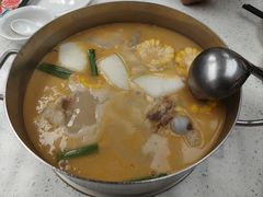 -肥仔文澳门猪骨煲(南京西路店)