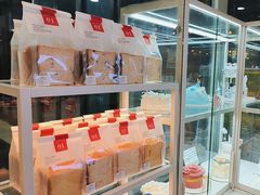 -焙丽拾光(麦凯乐直营店)